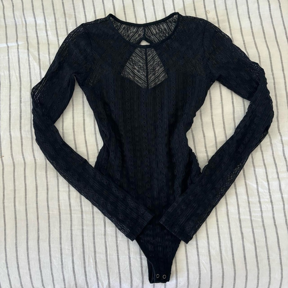 Abercrombie & Fitch lace mesh top solid lined bodysuit